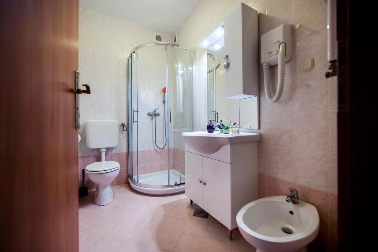 Apartments Vanda روفينج المظهر الخارجي الصورة