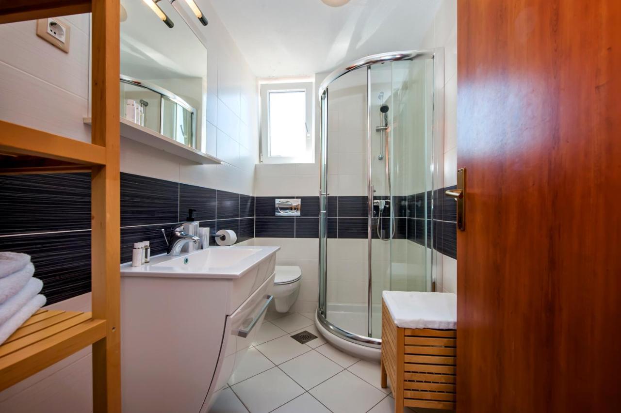 Apartments Vanda روفينج المظهر الخارجي الصورة