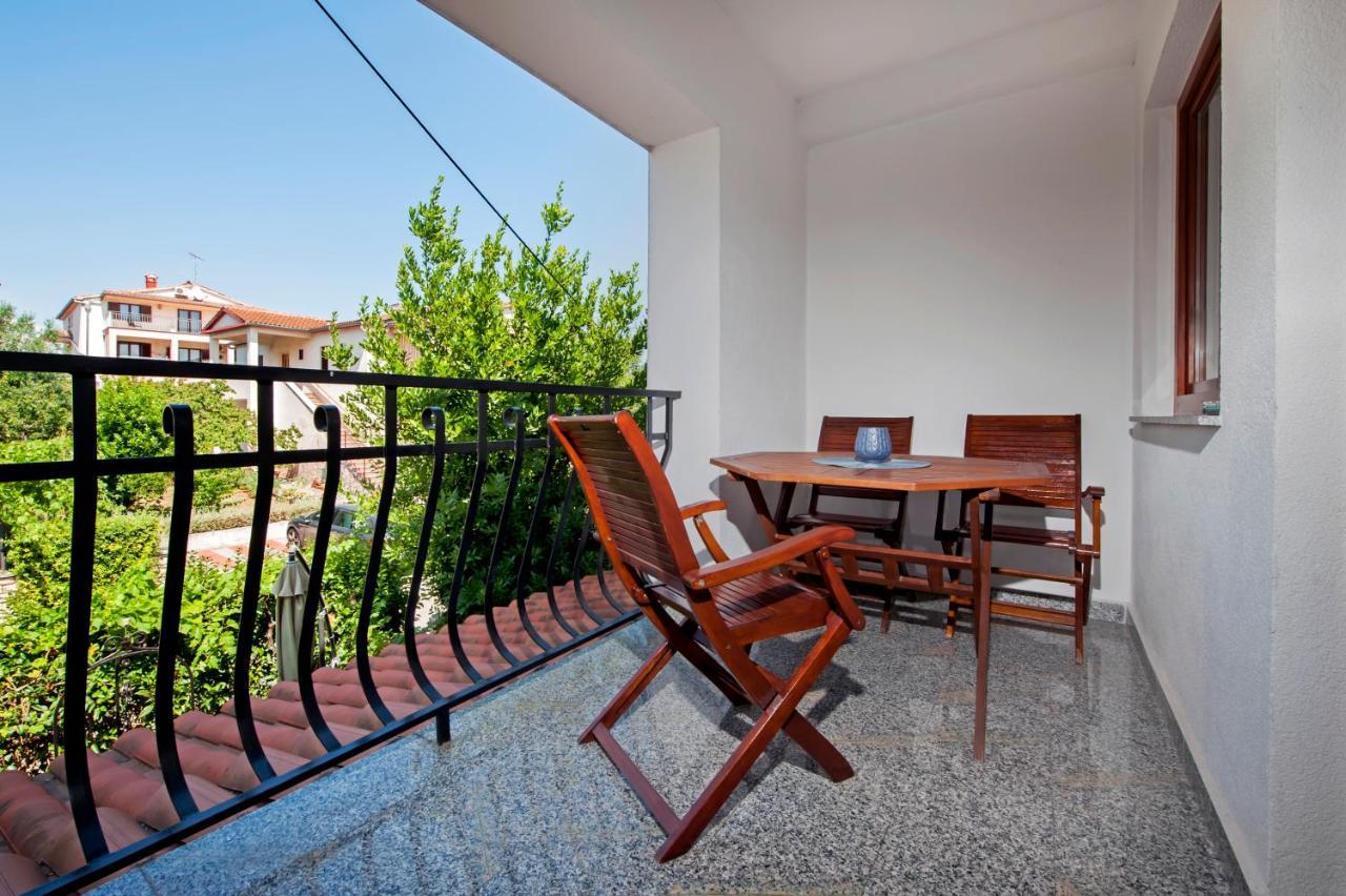 Apartments Vanda روفينج المظهر الخارجي الصورة