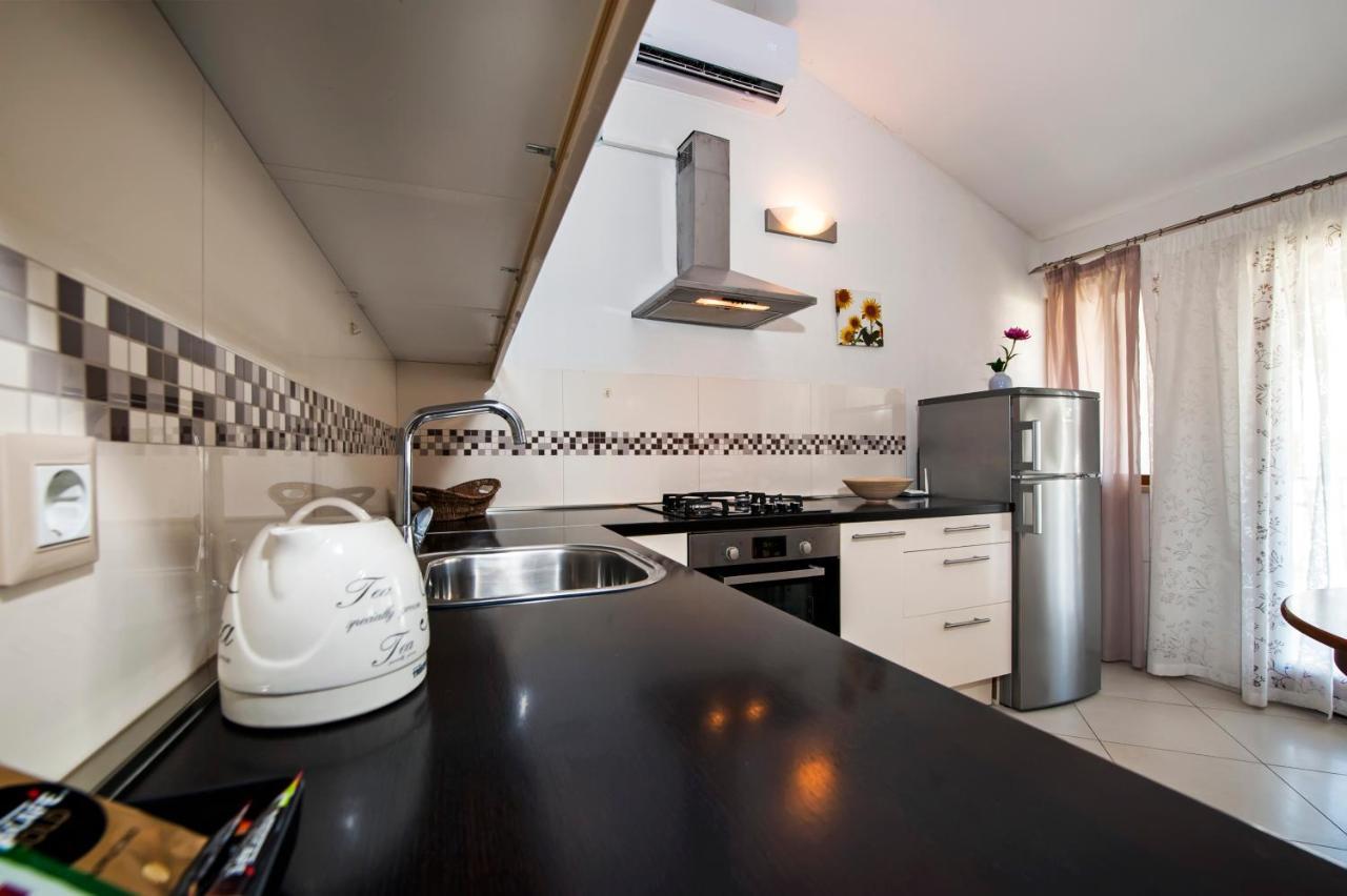 Apartments Vanda روفينج المظهر الخارجي الصورة
