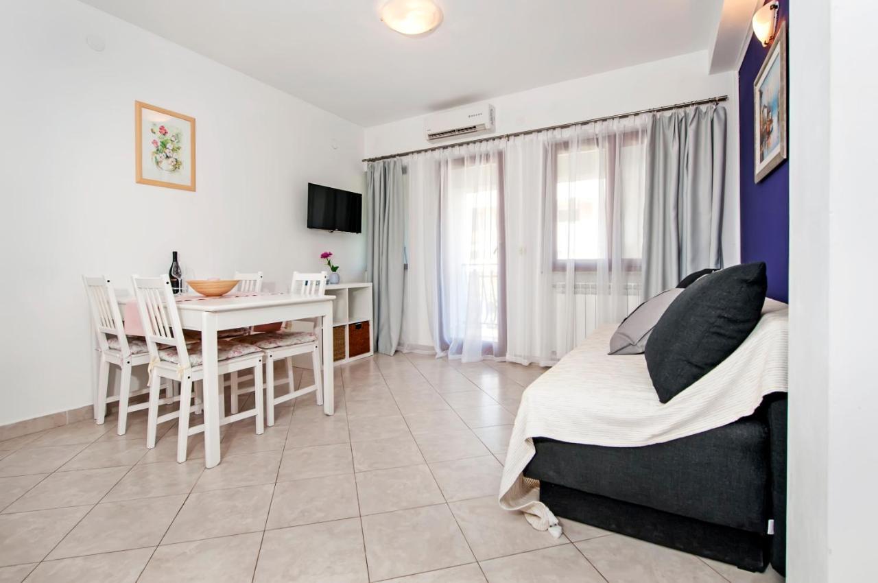 Apartments Vanda روفينج المظهر الخارجي الصورة